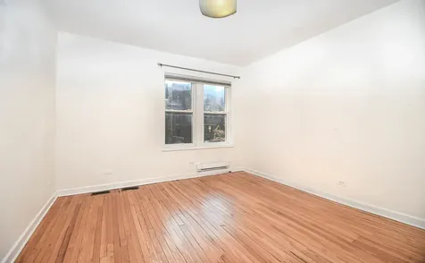 6445 North Greenview Avenue Chicago IL 60626