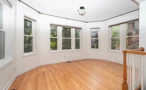 6445 North Greenview Avenue Chicago IL 60626