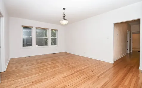 6445 North Greenview Avenue Chicago IL 60626