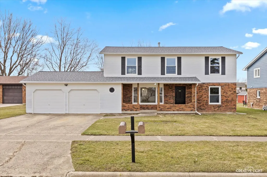 1643 Park Avenue Sycamore IL 60178