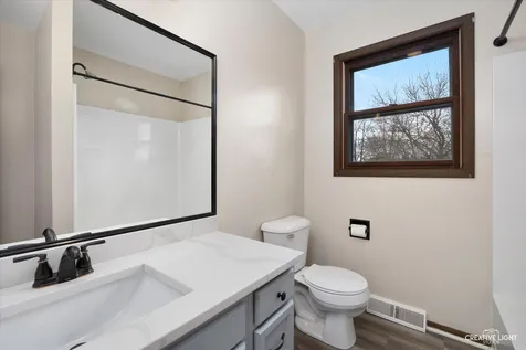 1643 Park Avenue Sycamore IL 60178