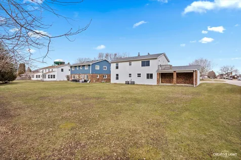 1643 Park Avenue Sycamore IL 60178