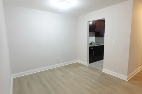 566 Somerset Lane Crystal Lake IL 60014