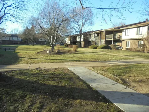 566 Somerset Lane Crystal Lake IL 60014