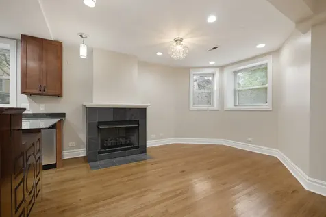 924 North Oakley Boulevard Chicago IL 60622