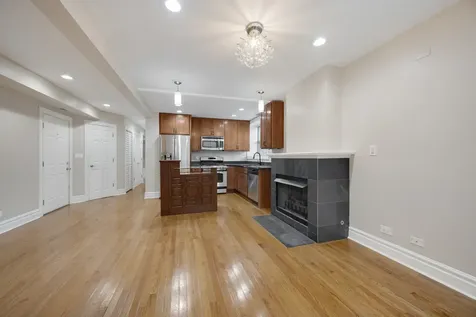 924 North Oakley Boulevard Chicago IL 60622