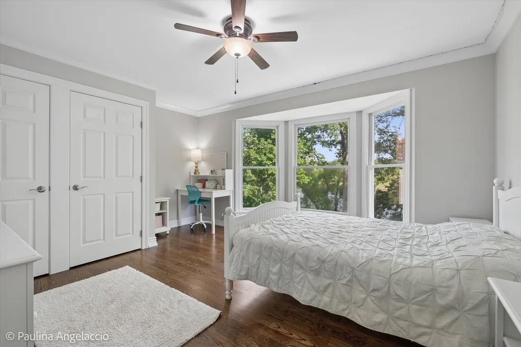 207 Lions Court Lake Zurich IL 60047