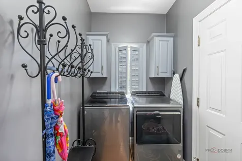 406 Kenmare Drive Burr Ridge IL 60527