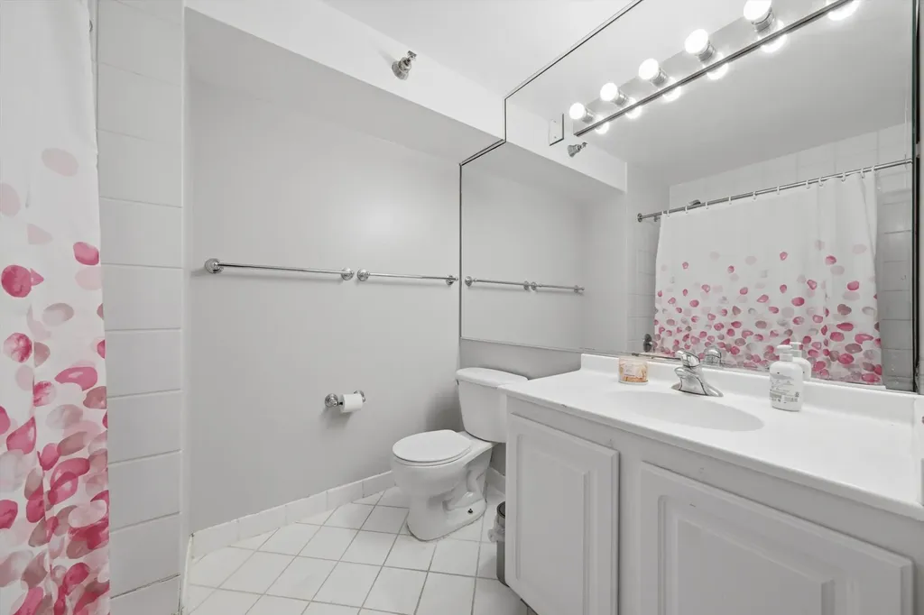 345 North La Salle Drive Chicago IL 60654