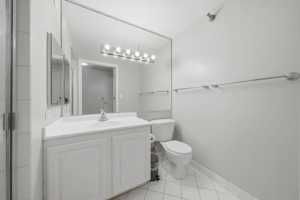 345 North La Salle Drive Chicago IL 60654