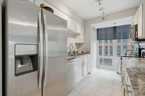 345 North La Salle Drive Chicago IL 60654