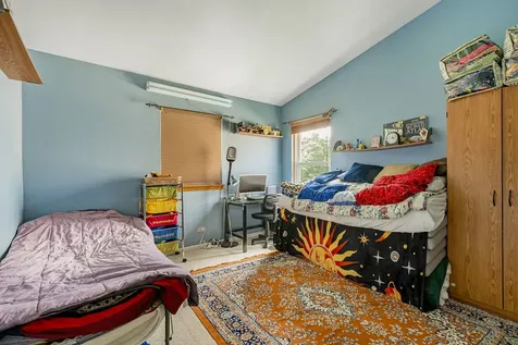 1311 Trinity Drive Carol Stream IL 60188