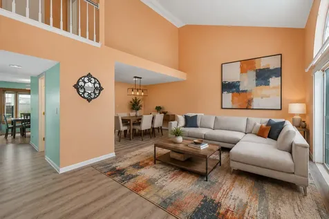 1311 Trinity Drive Carol Stream IL 60188