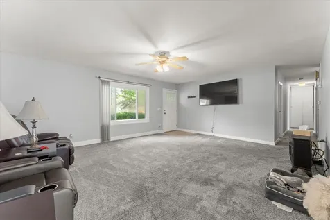 1416 Scottsdale Drive Champaign IL 61821