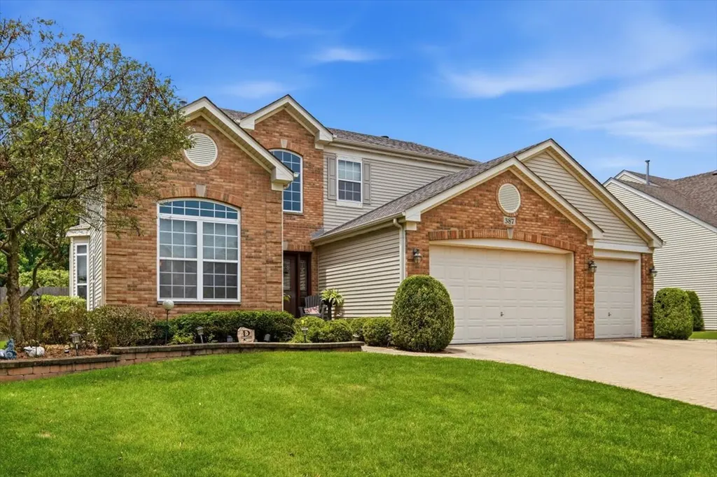 387 South Palmer Drive Bolingbrook IL 60490