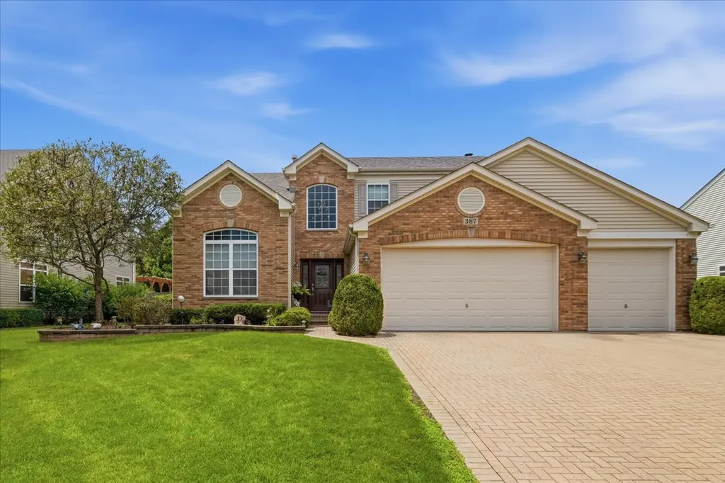 387 South Palmer Drive Bolingbrook IL 60490