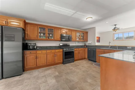 21332 Windy Hill Drive Frankfort IL 60423