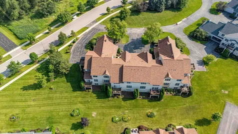 21332 Windy Hill Drive Frankfort IL 60423