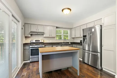 1248 Coldspring Road Elgin IL 60120