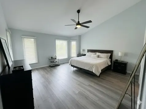 352 Bristol Lane Fox River Grove IL 60021