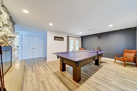 116 East Brittany Drive Arlington Heights IL 60004
