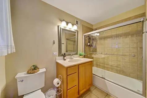 116 East Brittany Drive Arlington Heights IL 60004