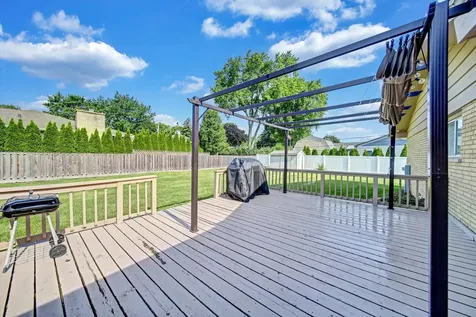 116 East Brittany Drive Arlington Heights IL 60004
