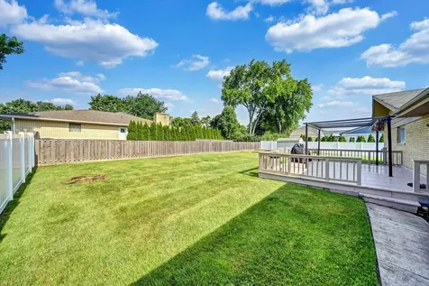 116 East Brittany Drive Arlington Heights IL 60004