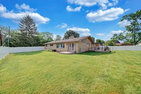 116 East Brittany Drive Arlington Heights IL 60004