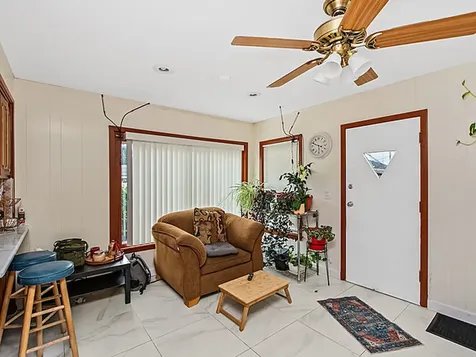 6952 West Summerdale Avenue Chicago IL 60656