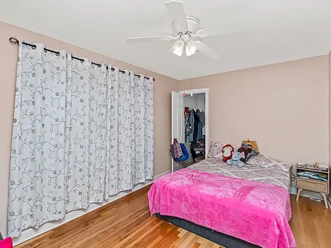 6952 West Summerdale Avenue Chicago IL 60656