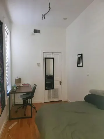 2223 North Clybourn Avenue Chicago IL 60610