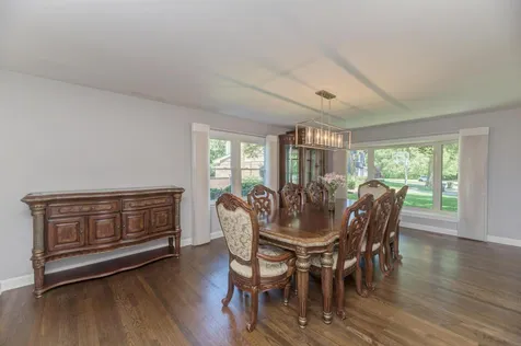 1119 West White Oak Street Arlington Heights IL 60005