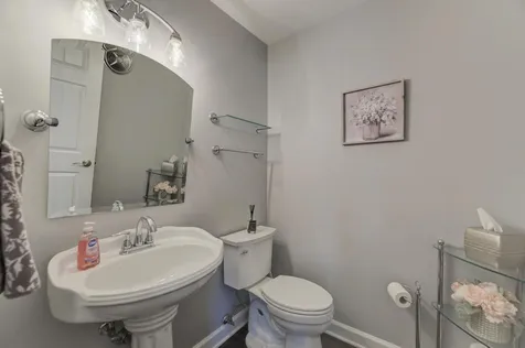 1119 West White Oak Street Arlington Heights IL 60005