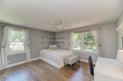 1119 West White Oak Street Arlington Heights IL 60005
