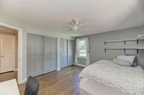 1119 West White Oak Street Arlington Heights IL 60005