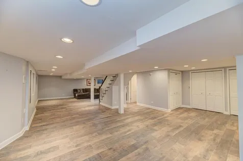 1119 West White Oak Street Arlington Heights IL 60005