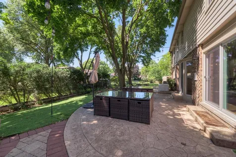 1119 West White Oak Street Arlington Heights IL 60005