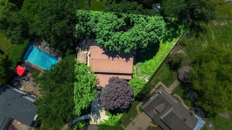 1119 West White Oak Street Arlington Heights IL 60005