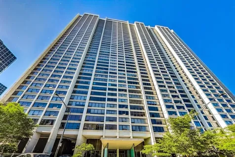 2800 North Lake Shore Drive Chicago IL 60657