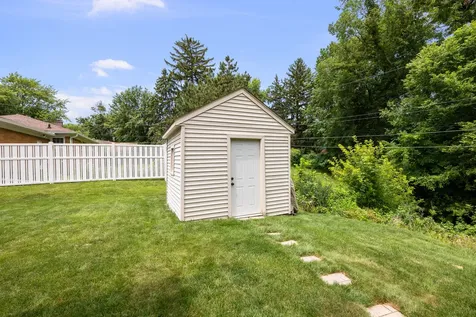 2517 37TH Avenue Rock Island IL 61201