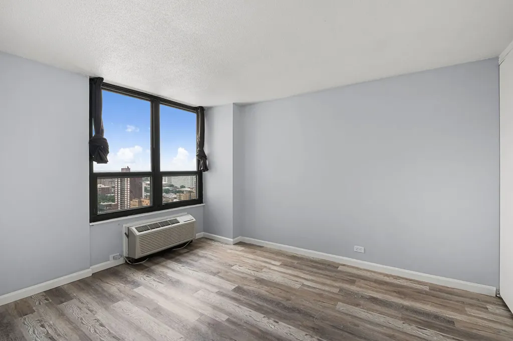 5100 North Marine Drive Chicago IL 60640