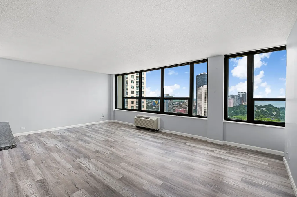 5100 North Marine Drive Chicago IL 60640