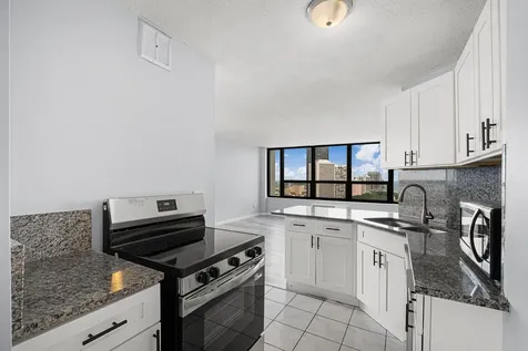 5100 North Marine Drive Chicago IL 60640