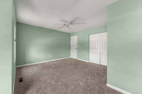 26105 West Ravine Woods Drive Channahon IL 60410
