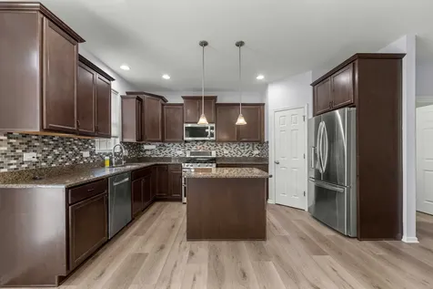 26105 West Ravine Woods Drive Channahon IL 60410