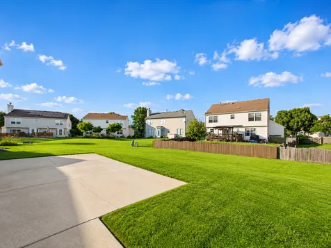 247 Alyssum Court Romeoville IL 60446