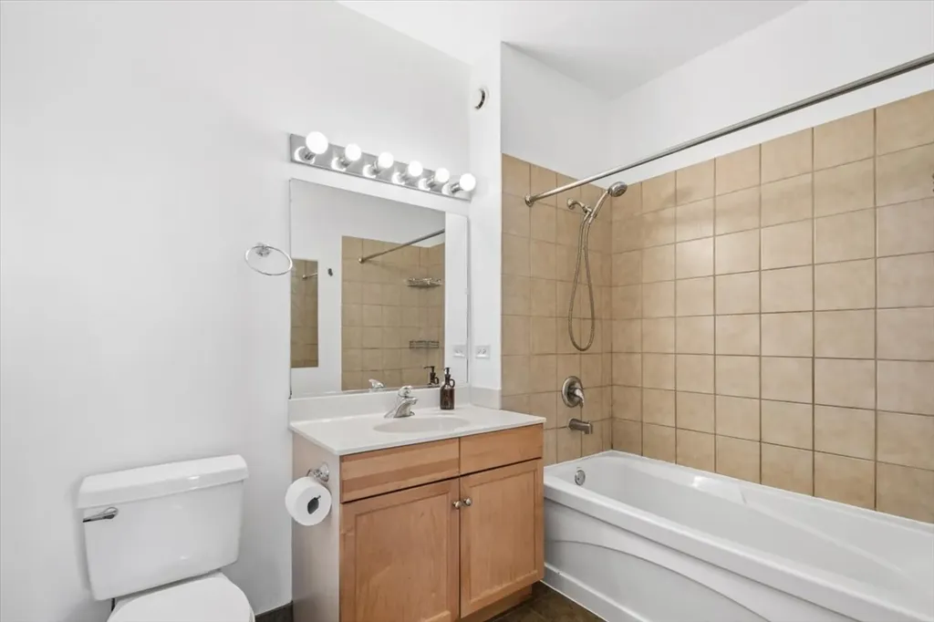 1101 South State Street Chicago IL 60605