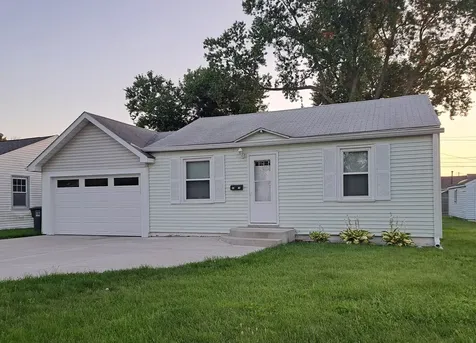 2315 48TH Street Moline IL 61265