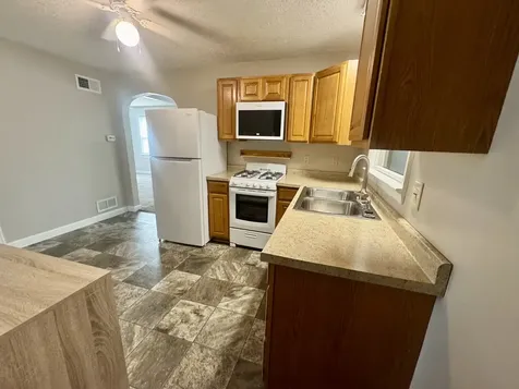 2315 48TH Street Moline IL 61265